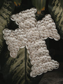 Croix en coquillages Jepung Bali