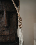 Grande suspension perles de bois et coquillages