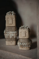 Statuette en pierre et coquillages Sumba