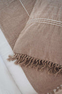 Plaid en lin naturel à franges
